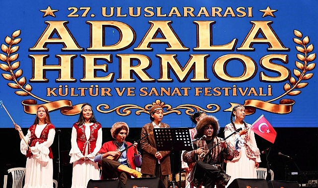 27. Adala Hermos Festivali'nde Onur Akın Rüzgârı Esti 27. Adala Hermos Festivali'nde Onur Akın Rüzgârı Esti
