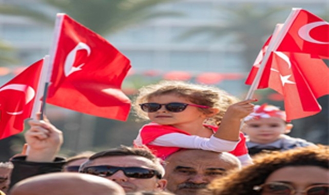 30 Ağustos coşkusu İzmir'in dört yanını saracak 30 Ağustos coşkusu İzmir'in dört yanını saracak