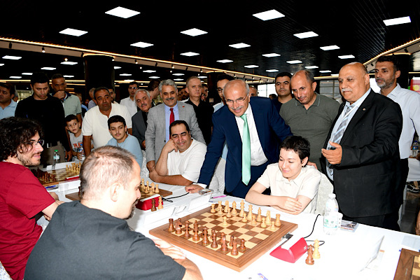 9. Uluslararası Altın Kayısı Satranç Turnuvası başladı 9. Uluslararası Altın Kayısı Satranç Turnuvası başladı