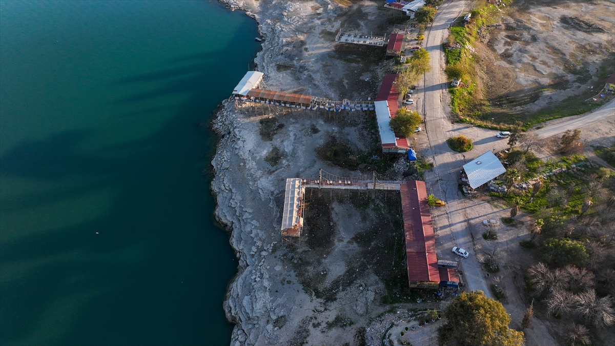 Adana'da Seyhan Baraj Gölü kıyısındaki kaçak yapılar yıkılacak
