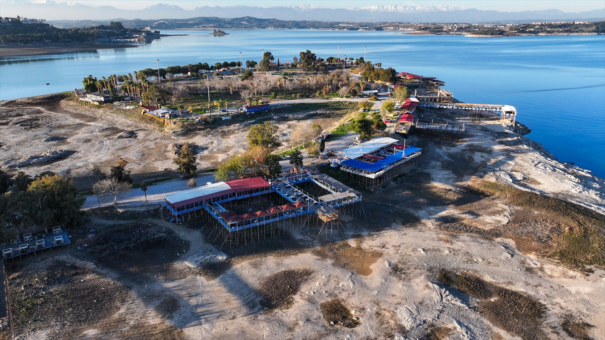 Adana'da Seyhan Baraj Gölü kıyısındaki kaçak yapılar yıkılacak