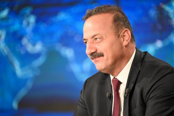 Ağıralioğlu: Asıl başarı, borca daha az ihtiyaç duyan bir ekonomi kurabilmektir Ağıralioğlu: Asıl başarı, borca daha az ihtiyaç duyan bir ekonomi kurabilmektir