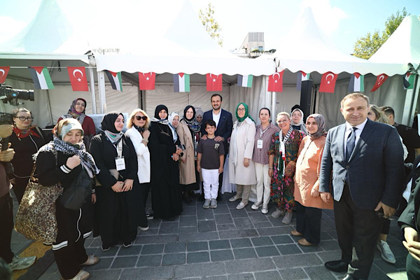 AK Parti İstanbul İl Kadın Kolları’nın Gazze için düzenlediği hayır çarşısı sona erdi AK Parti İstanbul İl Kadın Kolları’nın Gazze için düzenlediği hayır çarşısı sona erdi