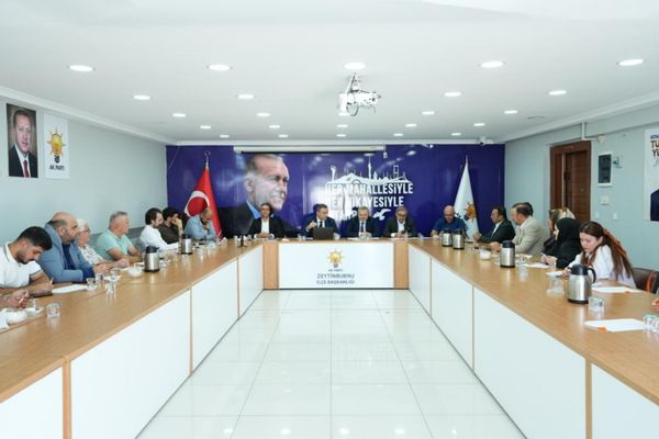 AK Parti İstanbul’dan 39 ilçede mahalle bazlı iletişim çalışması AK Parti İstanbul’dan 39 ilçede mahalle bazlı iletişim çalışması