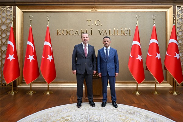 AK Parti Kocaeli İl Başkanı Talus, Vali Aktaş’ı ziyaret etti AK Parti Kocaeli İl Başkanı Talus, Vali Aktaş’ı ziyaret etti