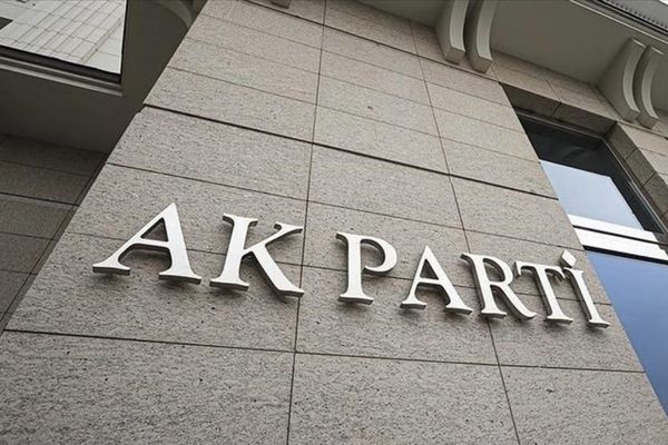 AK Parti Tunceli'de 4 ilçe başkanı istifa etti AK Parti Tunceli'de 4 ilçe başkanı istifa etti