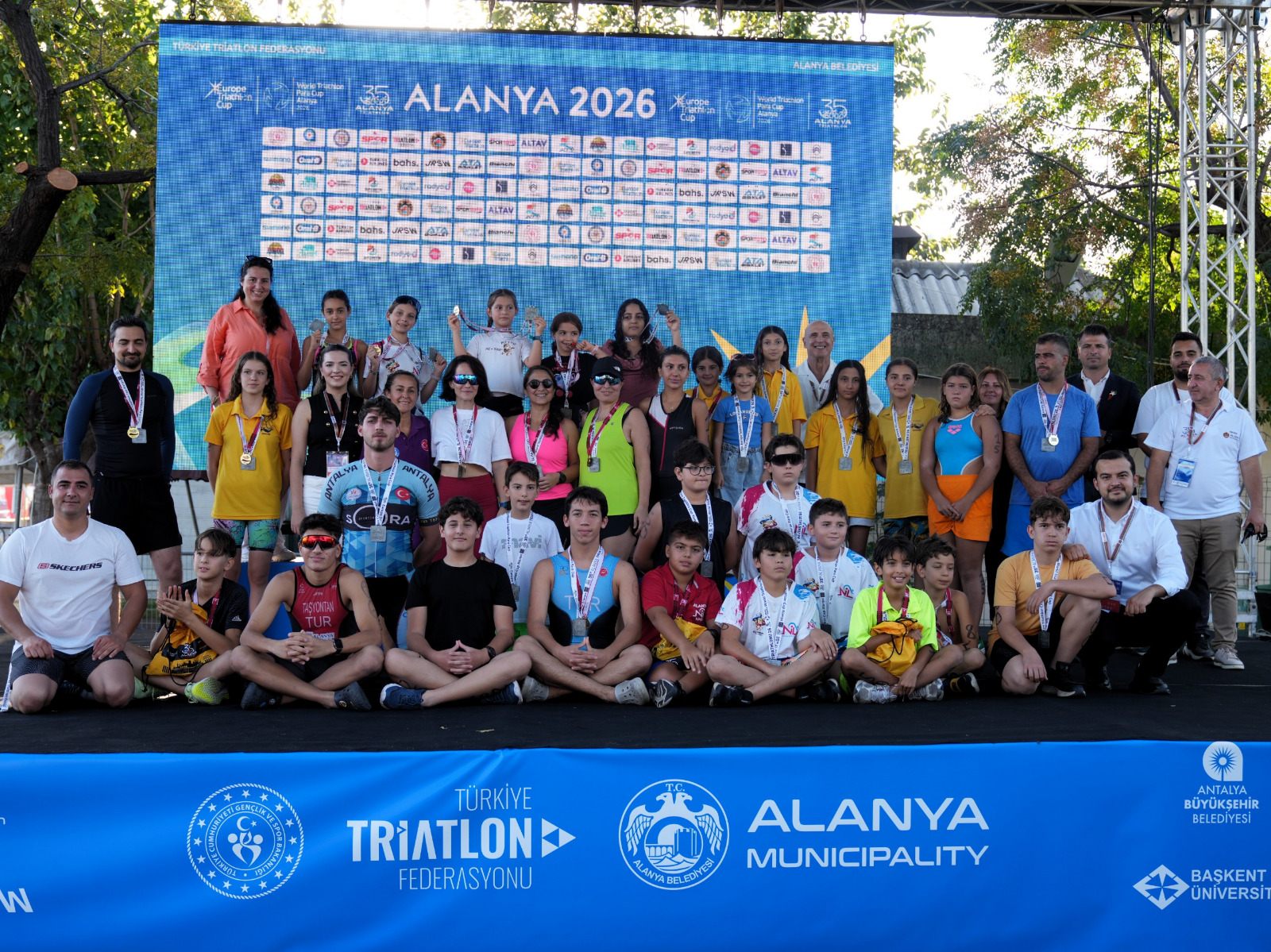Alanya Halk Triatlonu'nda 45 kişi yarışı tamamladı Alanya Halk Triatlonu'nda 45 kişi yarışı tamamladı