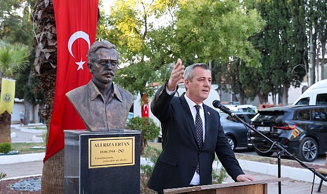 Ali Rıza Ertan Şiir Yarışması'nda ödüller sahiplerini buldu Ali Rıza Ertan Şiir Yarışması'nda ödüller sahiplerini buldu