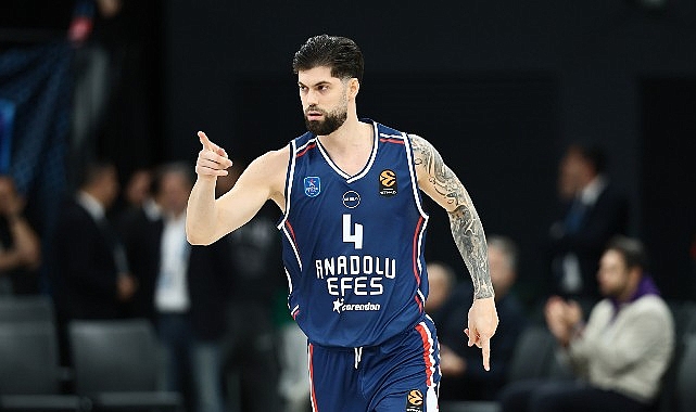 Anadolu Efes'in rakibi Panathinaikos AKTOR