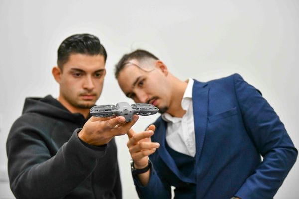 Ankara’da gençlere yönelik teknoloji ve robotik atölyesi açıldı Ankara’da gençlere yönelik teknoloji ve robotik atölyesi açıldı