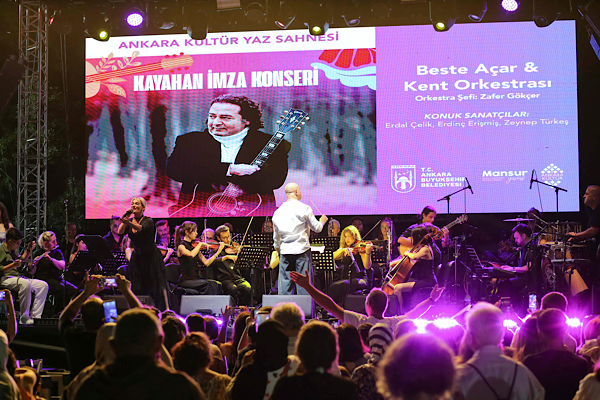Ankara’da Kayahan için iki günlük konser programı düzenlendi Ankara’da Kayahan için iki günlük konser programı düzenlendi