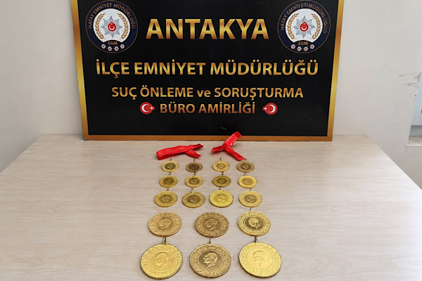 Antakya’da kaybolan altınlar bulundu Antakya’da kaybolan altınlar bulundu