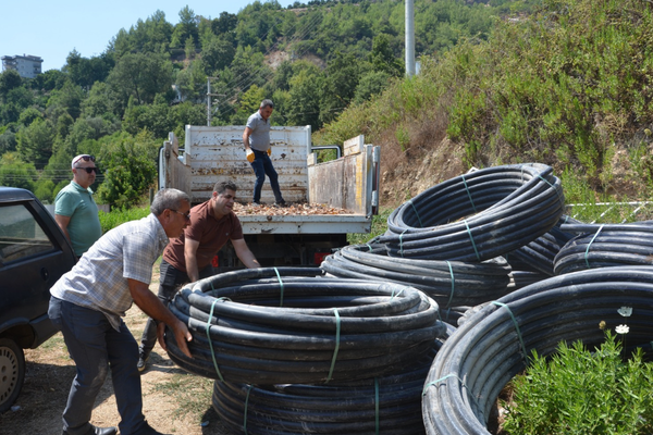 Antalya’da üreticilere 12 bin 300 metre sulama borusu desteği Antalya’da üreticilere 12 bin 300 metre sulama borusu desteği