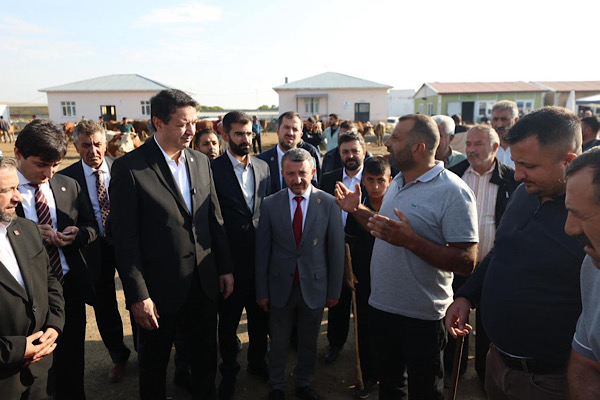 Arıkan’ın Kars ziyaretinde üreticilerin sorunları gündeme geldi Arıkan’ın Kars ziyaretinde üreticilerin sorunları gündeme geldi