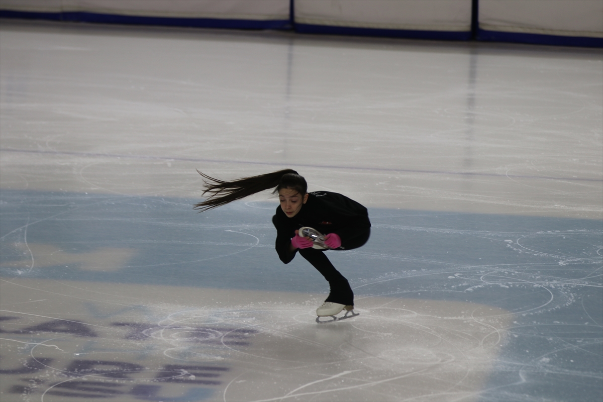 Artistik Buz Pateni Türkiye Şampiyonası, Kocaeli'de başladı Artistik Buz Pateni Türkiye Şampiyonası, Kocaeli'de başladı