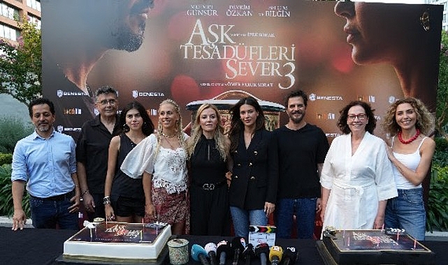 "Aşk Tesadüfleri Sever 3"ün Çekimleri İstanbul'da Tamamlandı! "Aşk Tesadüfleri Sever 3"ün Çekimleri İstanbul'da Tamamlandı!