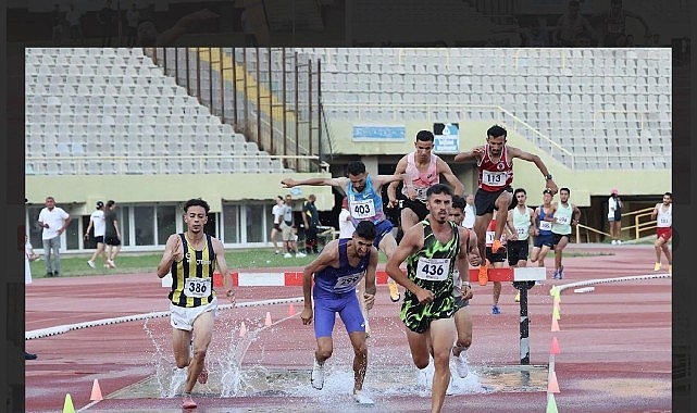 Atletlerimizden İzmir'de 9 Madalya Birden Atletlerimizden İzmir'de 9 Madalya Birden