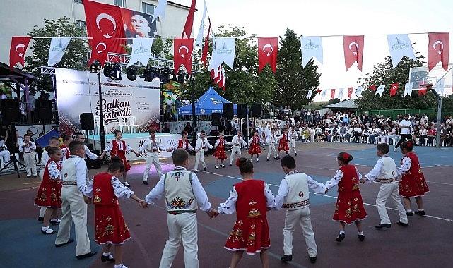 Avluburun'da Festival Coşkusu Avluburun'da Festival Coşkusu
