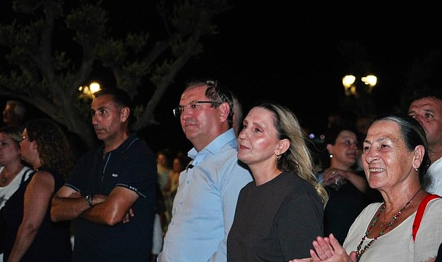 Ayvalık, Tarihi Gümrük Meydanı'na Kavuştu Ayvalık, Tarihi Gümrük Meydanı'na Kavuştu