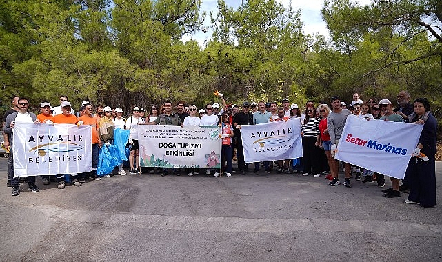 Ayvalık'ta Dünya Temizlik Günü ve Uluslararası Kıyı Temizliği Günü'nde Çevre İçin Sahadaydık