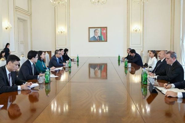 Azerbaycan ile Vietnam arasında stratejik işbirliği görüşüldü Azerbaycan ile Vietnam arasında stratejik işbirliği görüşüldü