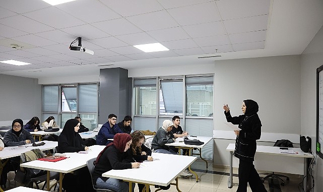 Bağcılar Belediyesi, öğrencilerin yanında Bağcılar Belediyesi, öğrencilerin yanında