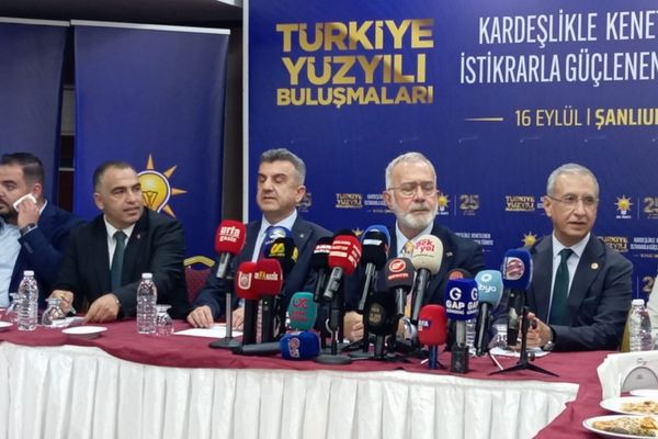 Bahadır Yenişehirlioğlu: Türkiye Yüzyılı için tam kadro sahadayız
