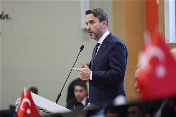 Bakan Bayraktar: Daha dirençli enerji sistemleri inşa edebiliriz Bakan Bayraktar: Daha dirençli enerji sistemleri inşa edebiliriz