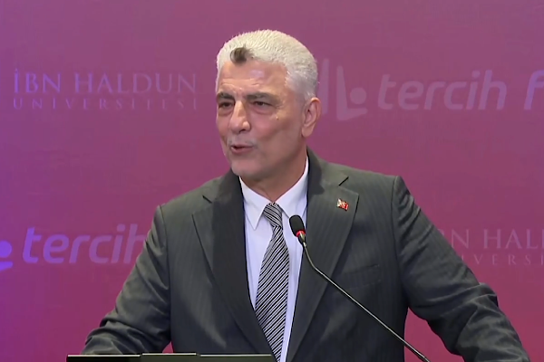 Bakan Bolat: Türkiye ile Polonya arasındaki ekonomik ilişkileri değerlendirdik Bakan Bolat: Türkiye ile Polonya arasındaki ekonomik ilişkileri değerlendirdik