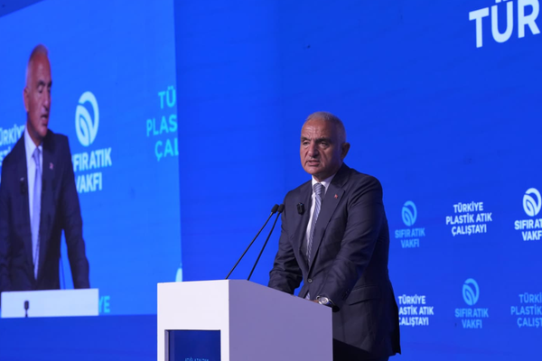 Bakan Ersoy: 90 milyon ton atığı ekonomiye kazandırdık Bakan Ersoy: 90 milyon ton atığı ekonomiye kazandırdık