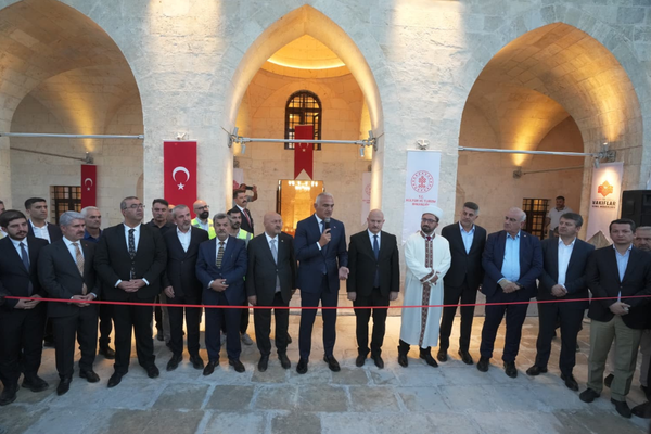 Bakan Ersoy, Adıyaman’daki kültür ve turizm çalışmalarını inceledi Bakan Ersoy, Adıyaman’daki kültür ve turizm çalışmalarını inceledi