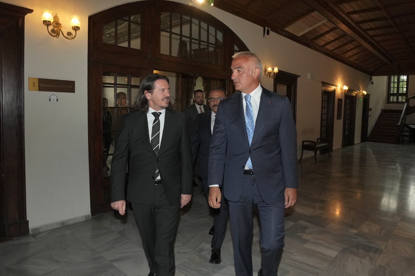 Bakan Ersoy ve Kuzey Makedonya Kültür ve Turizm Bakanı Süleymani Ankara’da görüştü Bakan Ersoy ve Kuzey Makedonya Kültür ve Turizm Bakanı Süleymani Ankara’da görüştü