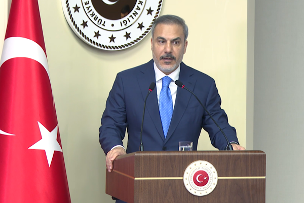 Bakan Fidan, Safadi, Kallas ve Prens Mateen ile görüştü Bakan Fidan, Safadi, Kallas ve Prens Mateen ile görüştü