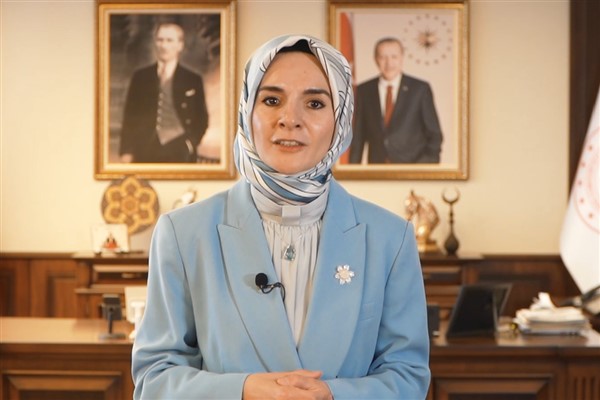 Bakan Göktaş, Emirdağ Gurbetçi Festivali'nde yurt dışındaki vatandaşlarla buluştu Bakan Göktaş, Emirdağ Gurbetçi Festivali'nde yurt dışındaki vatandaşlarla buluştu