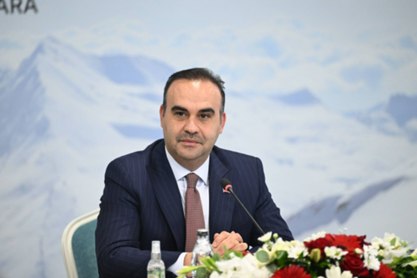 Bakan Kacır, ZUCHEX 36. Uluslararası Ev ve Mutfak Eşyaları Fuarı’nı ziyaret etti Bakan Kacır, ZUCHEX 36. Uluslararası Ev ve Mutfak Eşyaları Fuarı’nı ziyaret etti