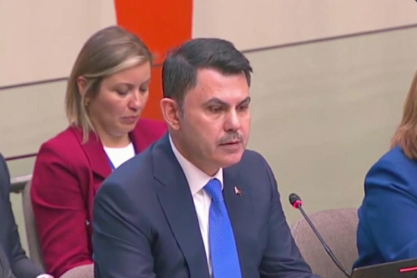 Bakan Kurum, AK Parti buluşmasında Konyalılarla buluştu Bakan Kurum, AK Parti buluşmasında Konyalılarla buluştu