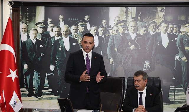 Bakan Tekin'den Çiğli'ye ziyaret