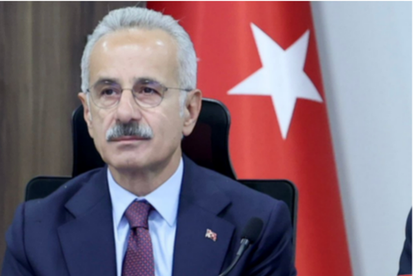 Bakan Uraloğlu: Marmara Otoyol Ringi’nin 925 kilometresini trafiğe sunduk Bakan Uraloğlu: Marmara Otoyol Ringi’nin 925 kilometresini trafiğe sunduk