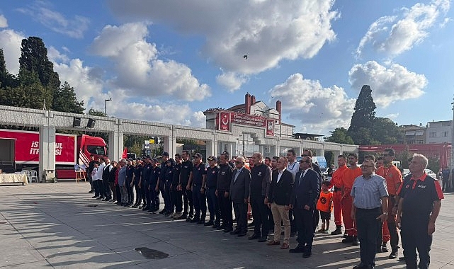 Bakırköy'de 17 Ağustos Anması Bakırköy'de 17 Ağustos Anması
