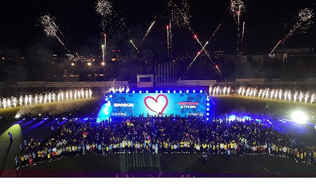 Başkan Altay 2. Spor Okulları Olimpiyatları Açılışında Gençlere Seslendi:  “Kurduğunuz Dostluklar Bütün Madalyalardan Daha Değerlidir"