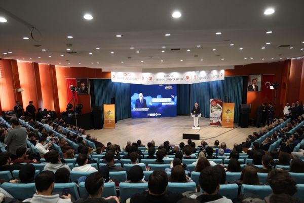 Başkan Altay, Konya Teknik Üniversitesi öğrencileriyle buluştu Başkan Altay, Konya Teknik Üniversitesi öğrencileriyle buluştu
