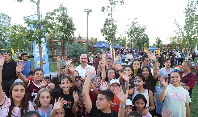 Başkan Altay “Parklarda Şenlik Var" Etkinliğine Katılan Tüm Çocuklara ve Ailelerine Teşekkür Etti Başkan Altay “Parklarda Şenlik Var" Etkinliğine Katılan Tüm Çocuklara ve Ailelerine Teşekkür Etti