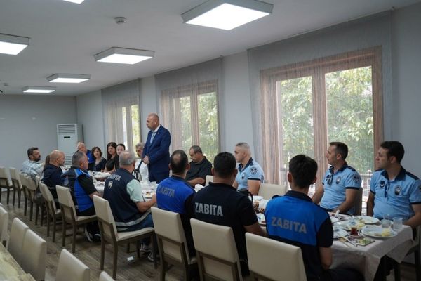 Başkan Aydın zabıta teşkilatının 200. yılını kutladı Başkan Aydın zabıta teşkilatının 200. yılını kutladı