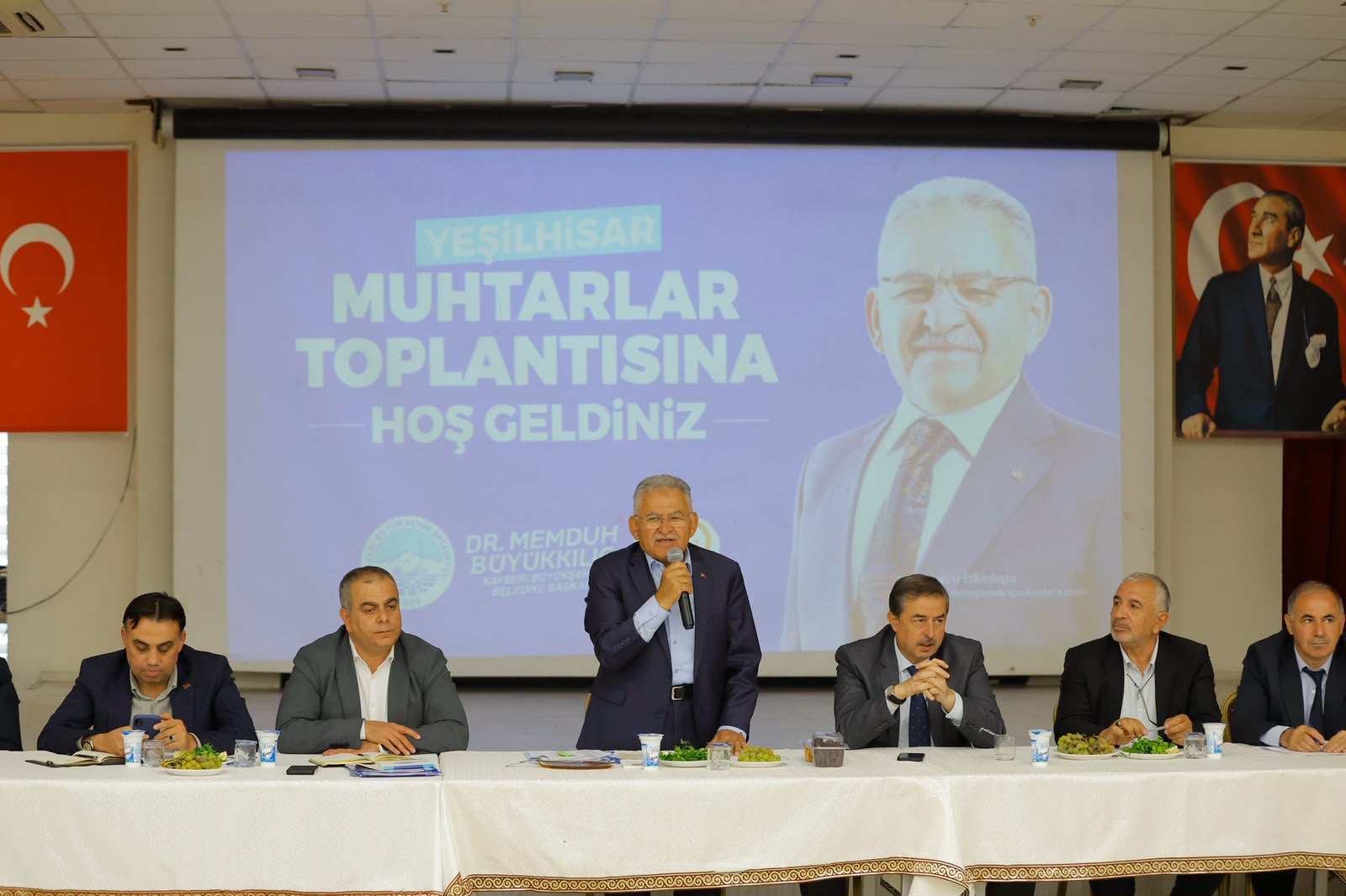Başkan Büyükkılıç, İncesu ve Yeşilhisar’da muhtarlarla bir araya geldi Başkan Büyükkılıç, İncesu ve Yeşilhisar’da muhtarlarla bir araya geldi