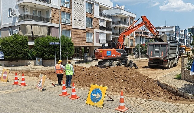 Başkan Çerçioğlu'ndan Efeler'de Yol Yenileme Çalışması