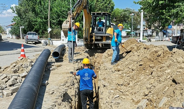 Başkan Çerçioğlu'ndan İncirliova'da Altyapı Yatırımı Başkan Çerçioğlu'ndan İncirliova'da Altyapı Yatırımı