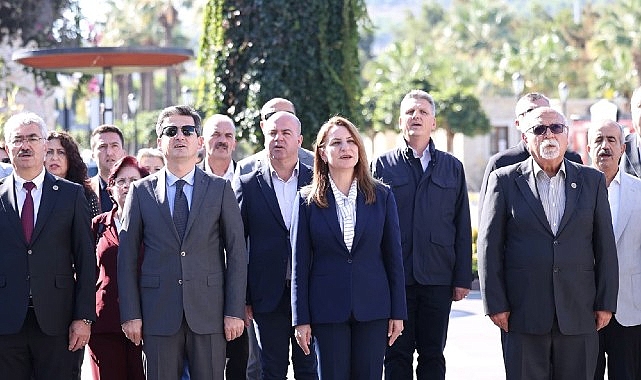 Başkan Denizli, Muhtarlar Günü'nde mahalle muhtarlarıyla bir araya geldi Başkan Denizli, Muhtarlar Günü'nde mahalle muhtarlarıyla bir araya geldi