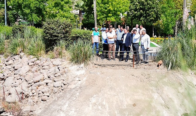 Başkan Dutlulu Atatürk Kent Parkı'ndaki Dönüşümü Yerinde İnceledi Başkan Dutlulu Atatürk Kent Parkı'ndaki Dönüşümü Yerinde İnceledi