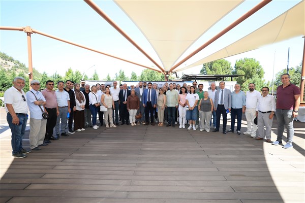 Başkan Ertemur, basın mensuplarıyla bir araya geldi