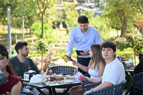 Başkan Genç: Eren Bülbül’ü asla unutmayacağız, unutturmayacağız Başkan Genç: Eren Bülbül’ü asla unutmayacağız, unutturmayacağız